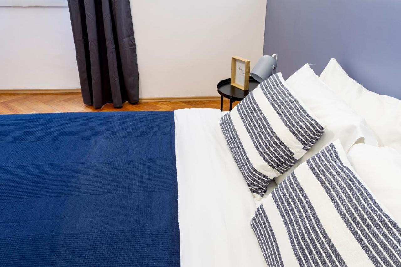 Pregiata Camera Con Bagno Privato - Blu Di Persia Τεργέστη Εξωτερικό φωτογραφία