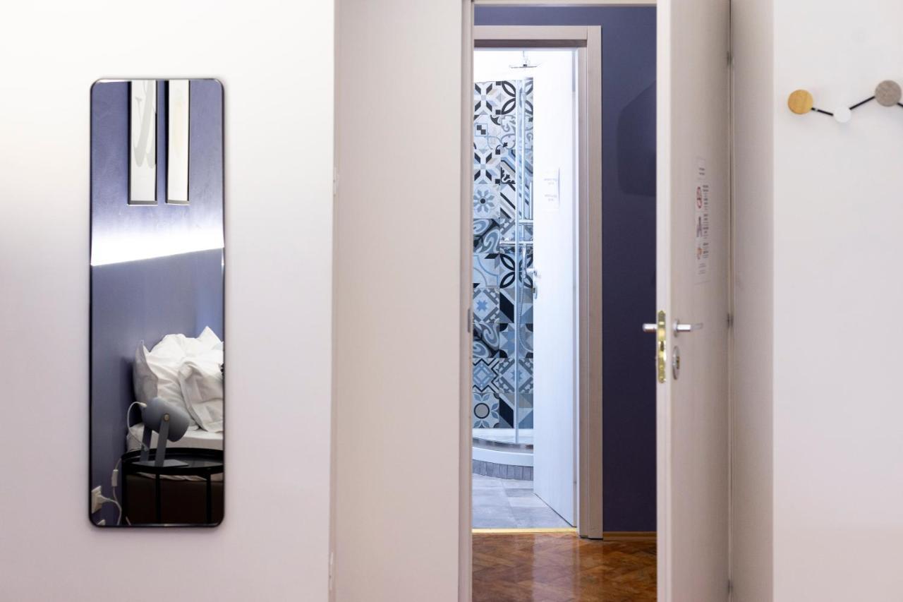 Pregiata Camera Con Bagno Privato - Blu Di Persia Τεργέστη Εξωτερικό φωτογραφία